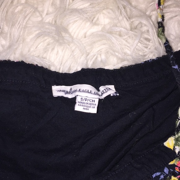 Top - Picture 2 of 3